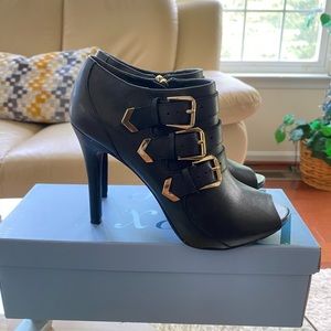 BCBG Black Buckle Heels 7.5